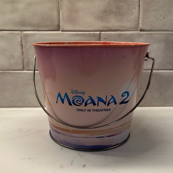 Moana 2 Disney Popcorn Bucket Regal Cinemas Exclusive Collectible - Picture 6 of 6